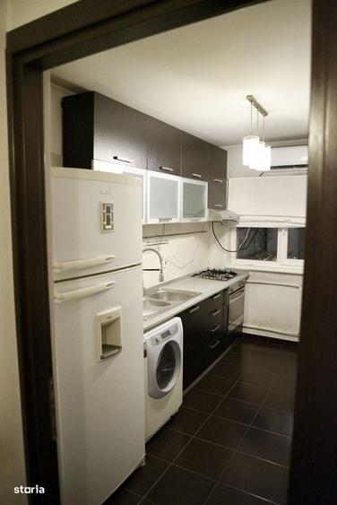 Apartament cu 3 camere decomandat în Dristor
