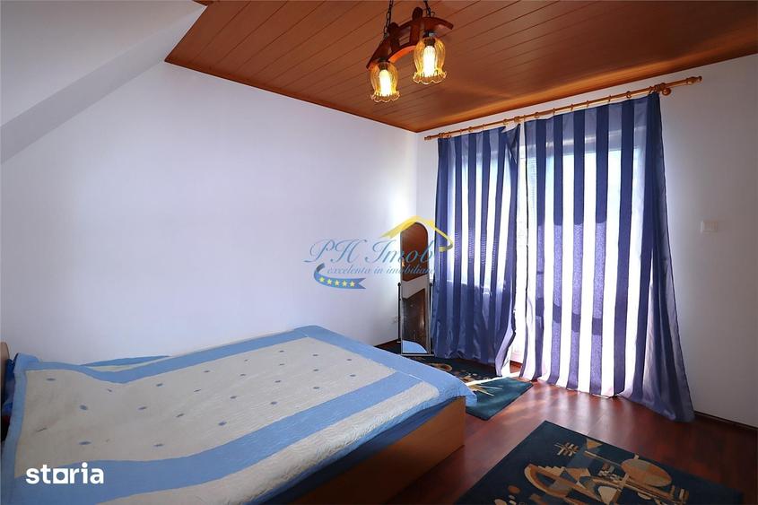 Casă cu 7 camere cu Teren 1237 Mp în Brebu