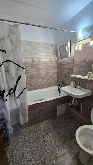 Apartament cu 3 camere decomandat în Militari