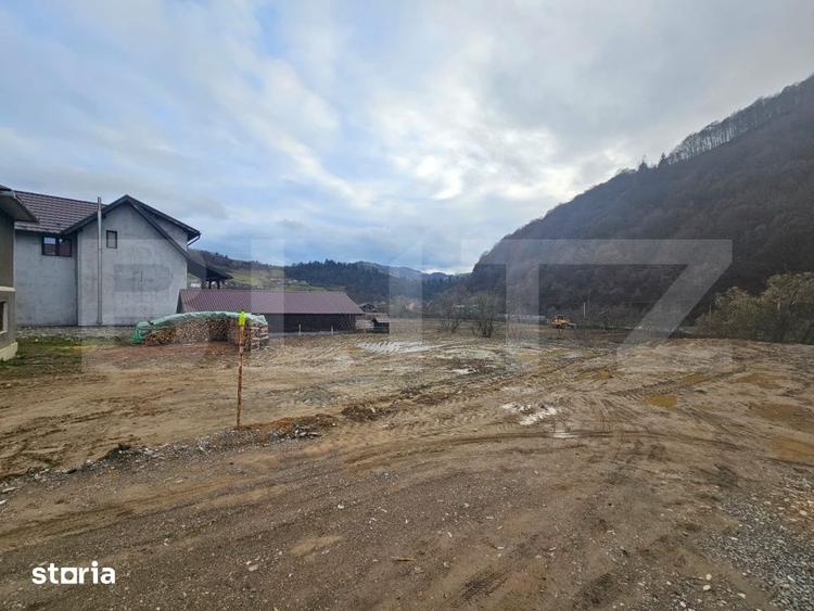 Casă cu 3 camere cu Teren 642 Mp în Central