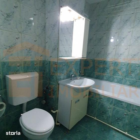 Apartament cu 2 camere decomandat în Tomis III