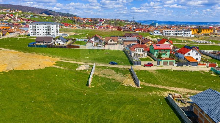 Teren Construcții intravilan de 500 mp, în Nord-Vest
