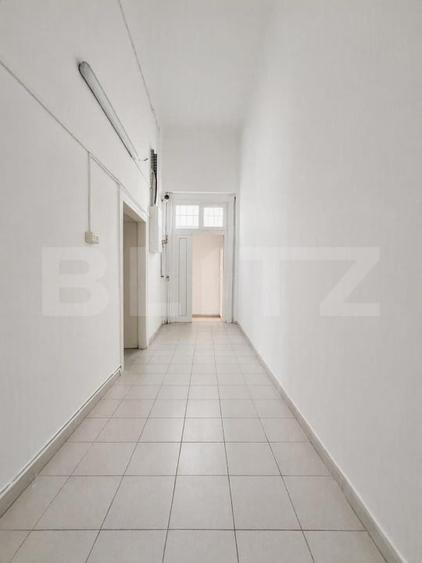 Spațiu comercial, de 145 mp, în Freidorf