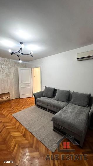 Apartament cu 3 camere în Micro 1