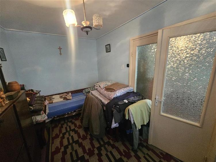 Apartament cu 2 camere nedecomandat în Micro II