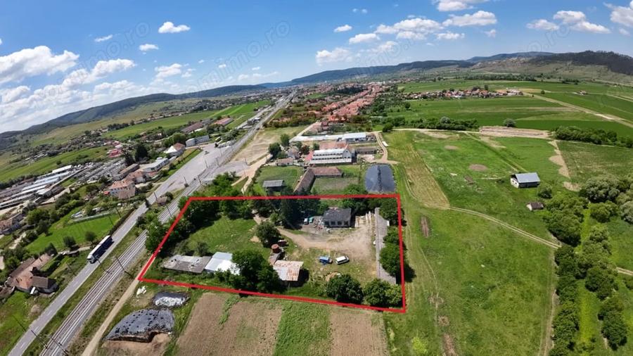 Teren de 5492 mp, în Albești