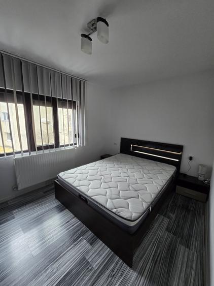 Apartament cu 2 camere semidecomandat în Unirii Sud