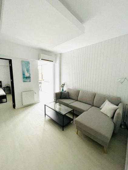 Apartament cu 2 camere semidecomandat în Regina Elisabeta