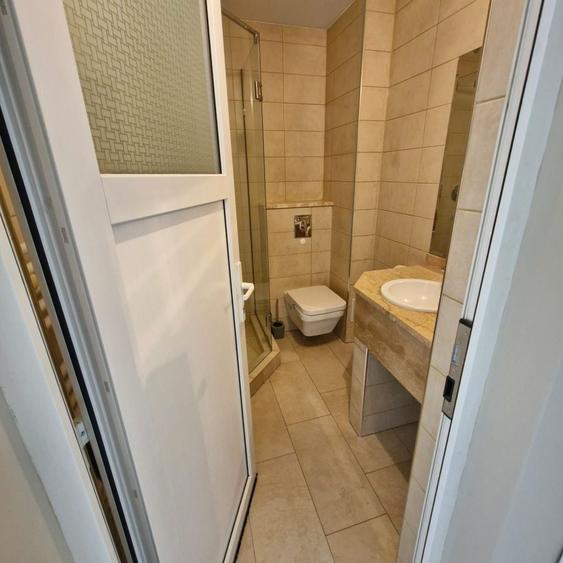 Spațiu comercial, de 38 mp, în Central