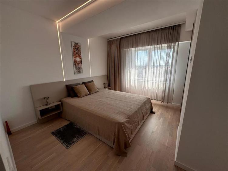 Apartament cu 2 camere decomandat, mobilat în P-ța Mihai Viteazu