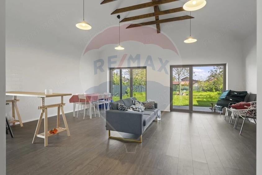 Casă cu 4 camere cu Teren 952 Mp în Moara Vlăsiei