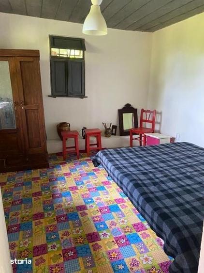 Casă cu 2 camere cu Teren 70 Mp în Provița de Jos