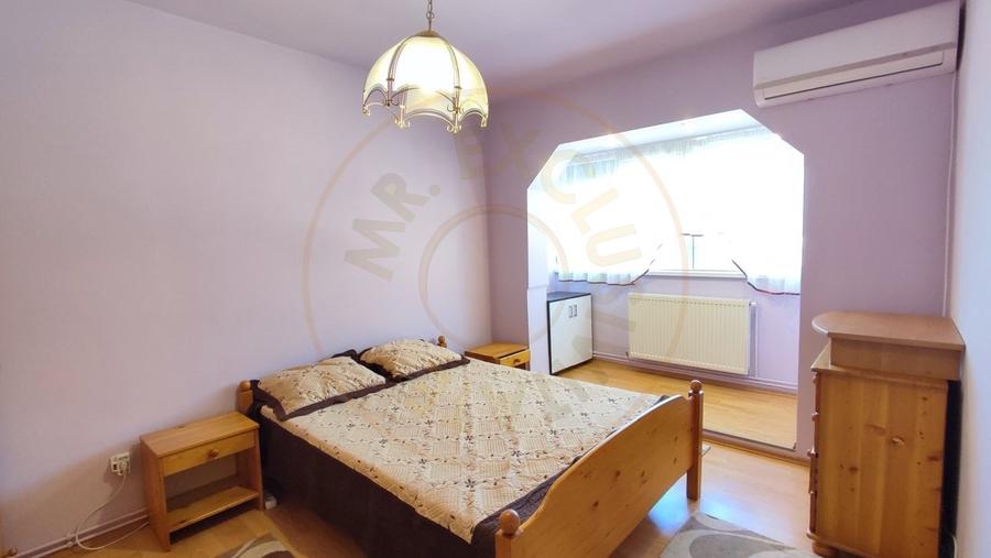 Apartament cu 2 camere decomandat, mobilat în Carei