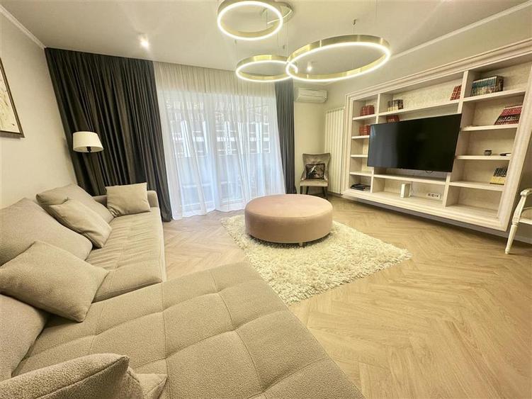 Apartament cu 3 camere decomandat, mobilat în Herăstrău — fotografia 3