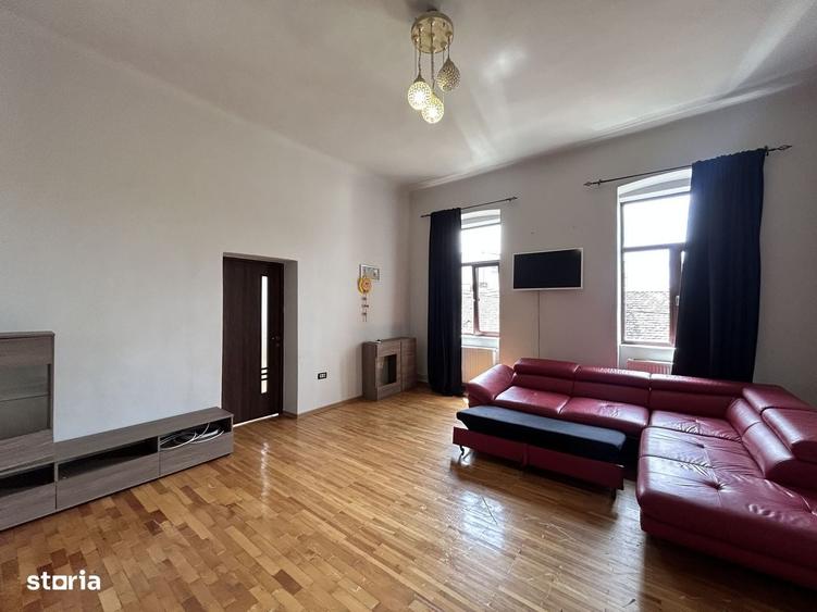 Apartament cu 2 camere decomandat în Central