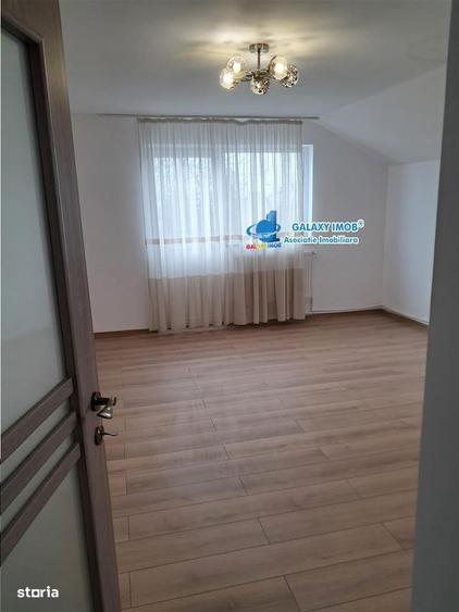 Casă cu 5 camere cu Teren 500 Mp în Prundu