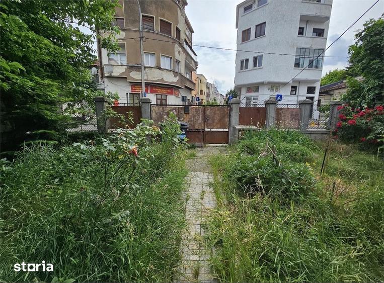 Casă cu 3 camere cu Teren 614 Mp în Centrul Civic