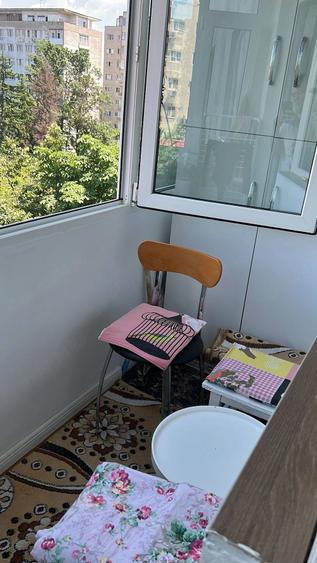 Apartament cu 2 camere decomandat în Republicii