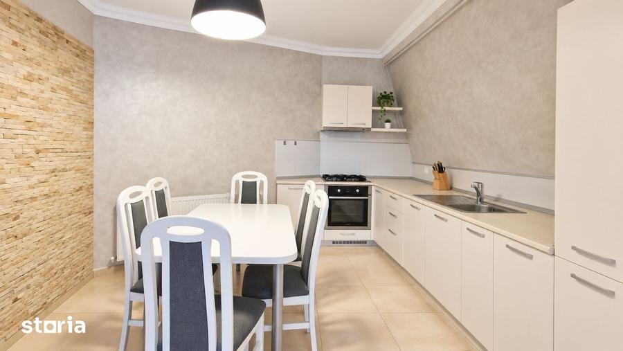 Apartament cu 4 camere în Orașul Nou