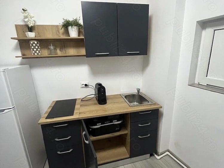 Apartament cu 2 camere semidecomandat în Cișmigiu