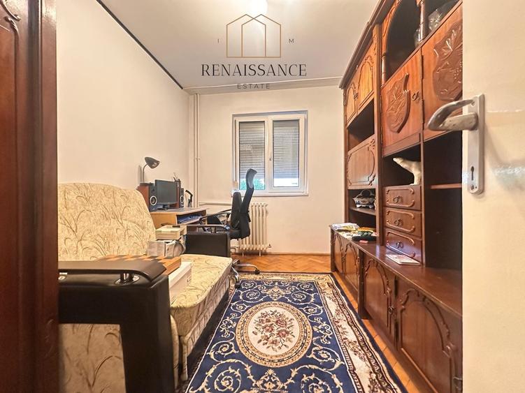 Apartament cu 3 camere semidecomandat, mobilat în Dacia