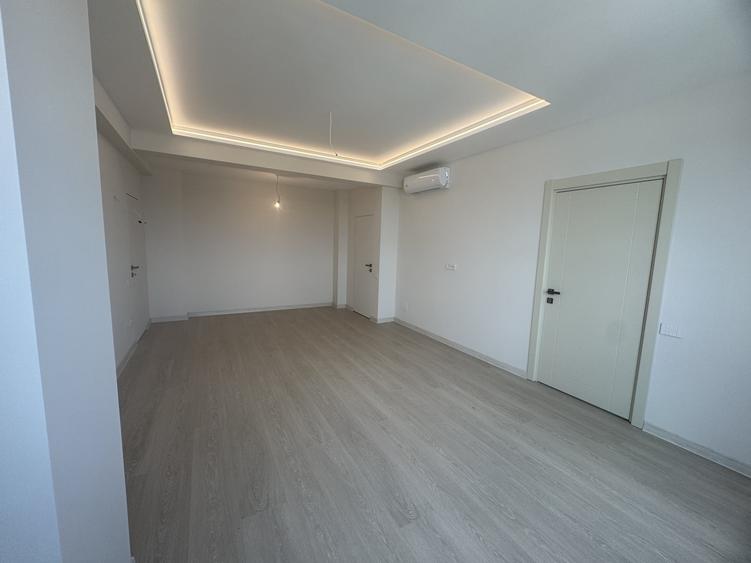 Apartament cu 4 camere în Trivale