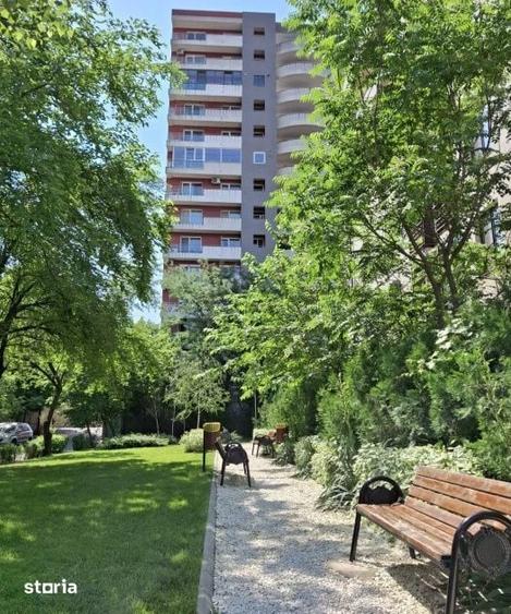 Apartament cu 3 camere în Pajura