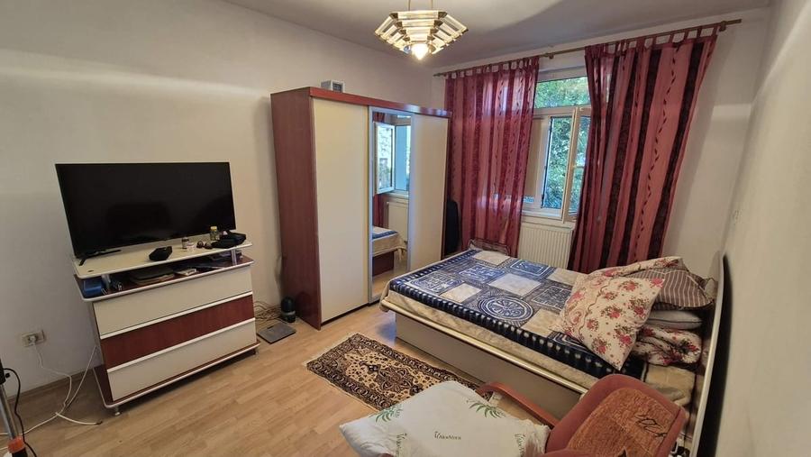 Apartament cu 2 camere decomandat în Muncii