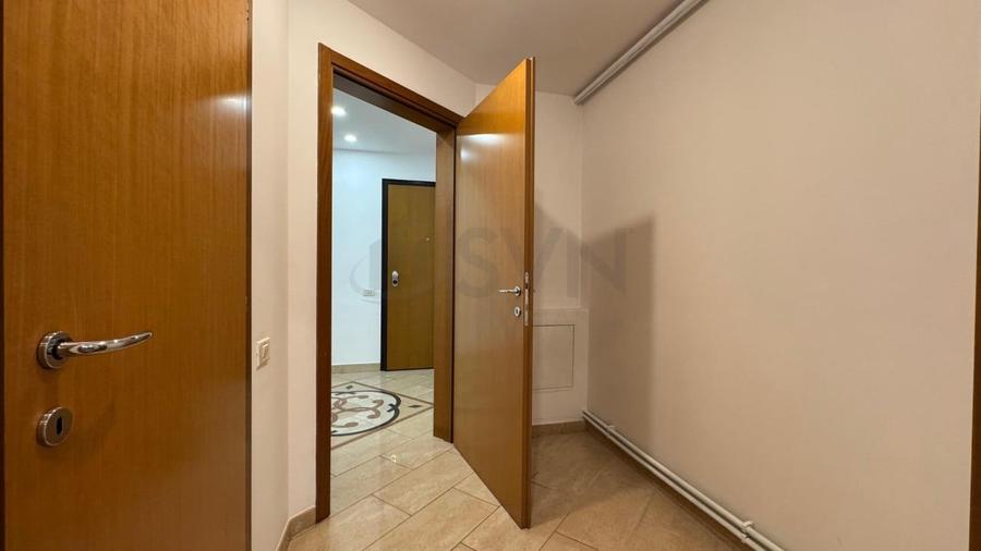 Apartament cu 5 camere decomandat în Primăverii