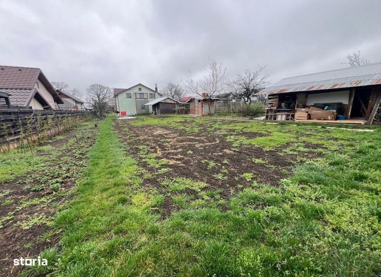 Casă cu 4 camere în Valea Ursului