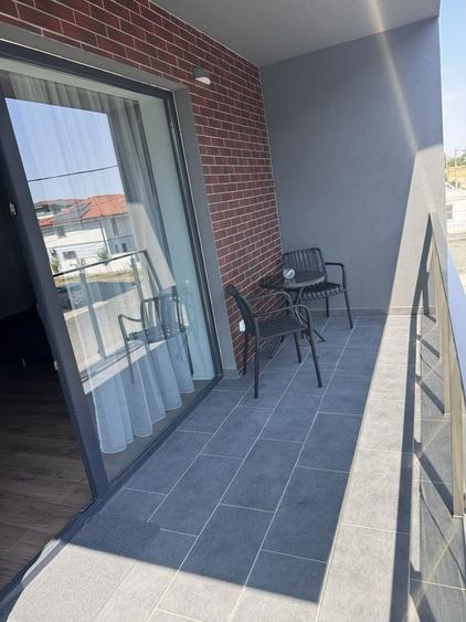 Proprietar :Apartament 2 camere Giroc - str Neptun- prima inchiriere - 7