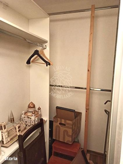Apartament decomandat 3 camere 68 mp+balcon-parcare-Imparat Traian - 1