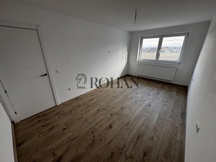 Casă individuală cu 4 camere cu Teren 342 Mp în Micești