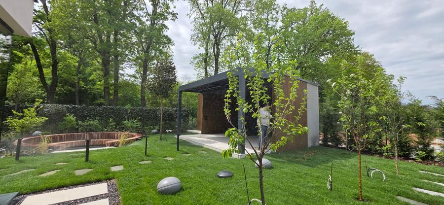 Casă individuală cu 8 camere cu Piscina în Pipera