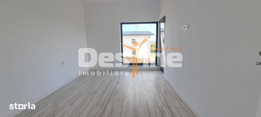 Casă cu 4 camere cu Teren 350 Mp în Ciurea