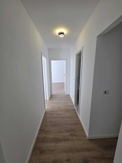 Apartament cu 2 camere decomandat în Crângași