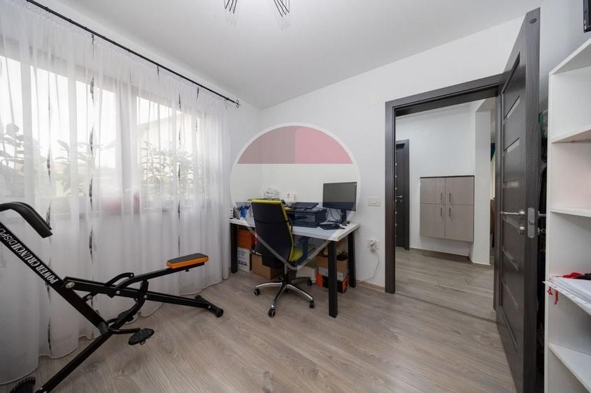 Casă individuală cu 5 camere cu Teren 420 Mp în Tărlungeni