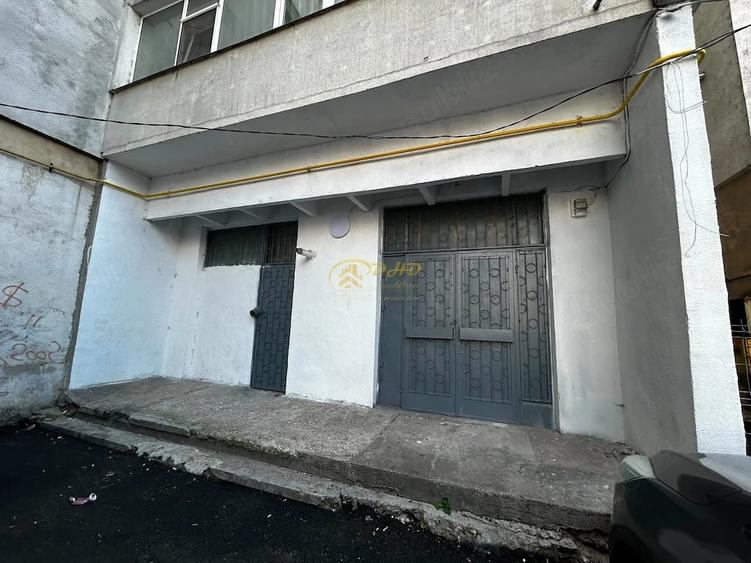 Spațiu comercial, de 48 mp, în Nicolina