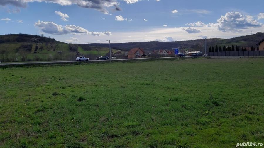 Teren de 9000 mp, în Hidiș