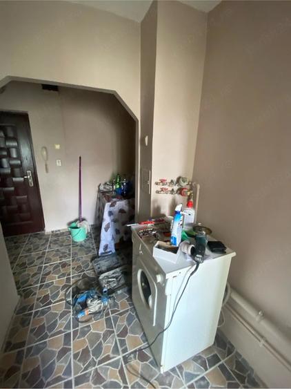Garsonieră decomandată în Dragoș Vodă