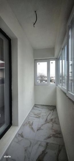 Apartament cu 2 camere decomandat în Roșu