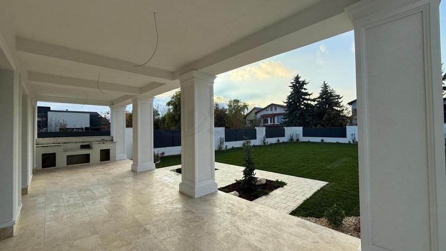 Casă individuală cu 12 camere cu Canalizare în Pipera