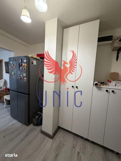 Apartament cu 3 camere decomandat, mobilat în Brestei