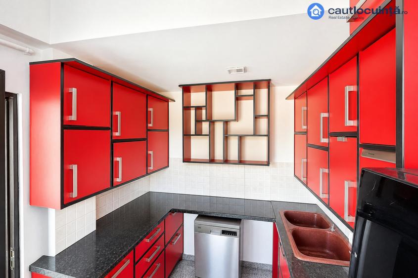 Apartament cu 3 camere semidecomandat, mobilat în Apărătorii Patriei