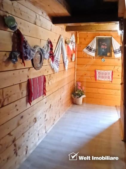 Casă individuală cu 3 camere cu Teren 1801 Mp în Comșești