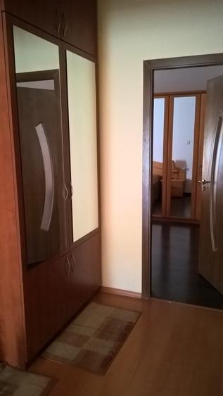 Apartament cu 3 camere decomandat, mobilat în 1 Mai