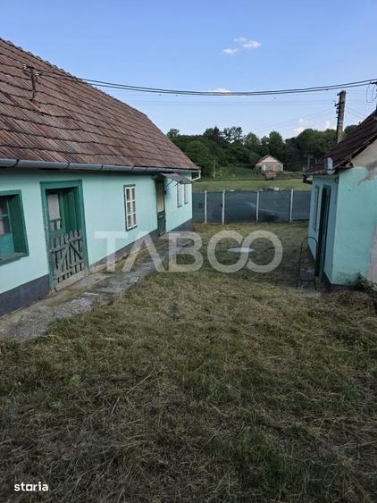 Casă cu 3 camere cu Teren 1800 Mp în Păuca