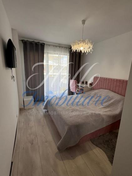 Apartament cu 2 camere semidecomandat, mobilat în Florești