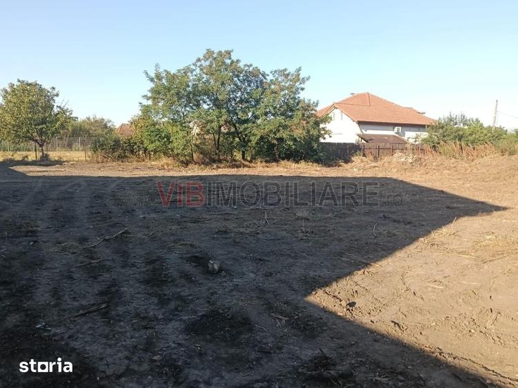 Teren de 735 mp, în Sânandrei