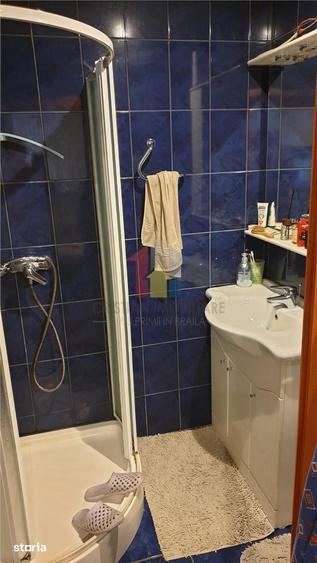 Apartament cu 3 camere, mobilat în Republicii
